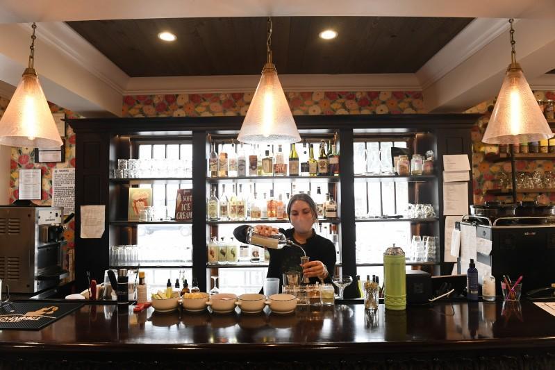 Colorado announces temporary tax break for bars and restaurants
