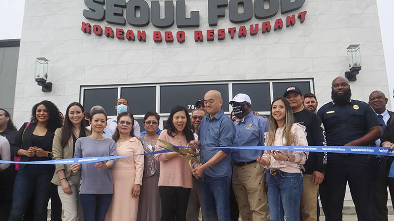 Seoul Food Korean BBQ cuts ribbon for community's newest restaurant